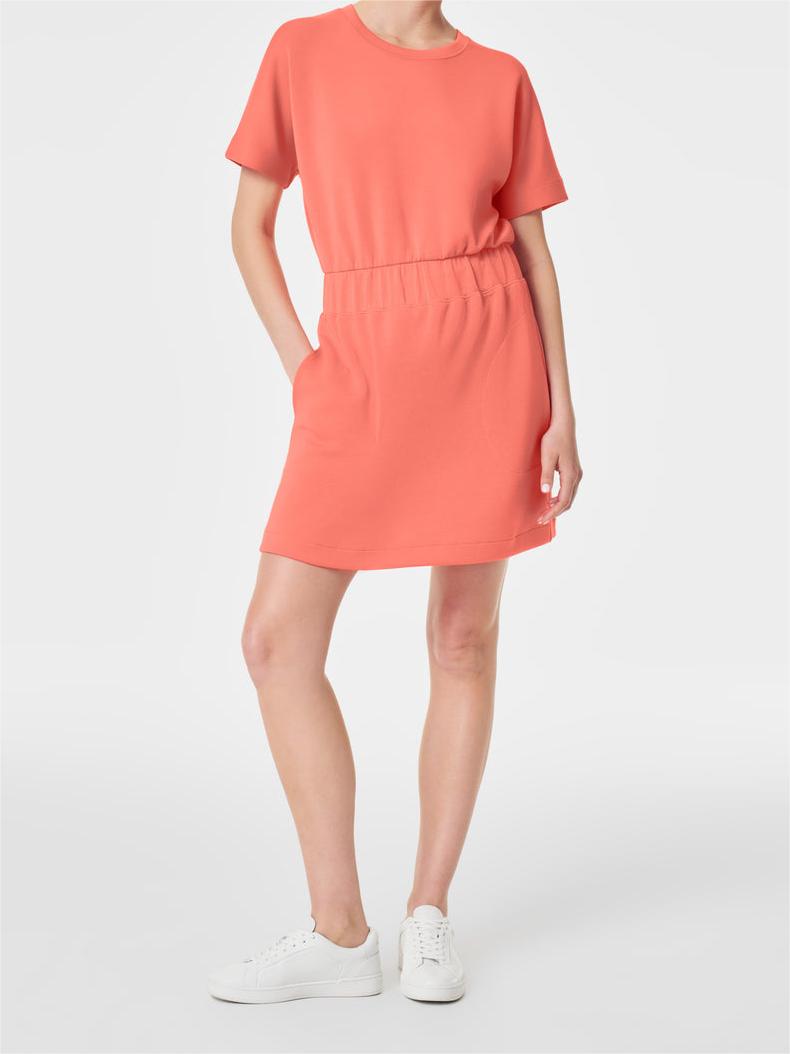 Casual Elastic-Waist T-Shirt Dress