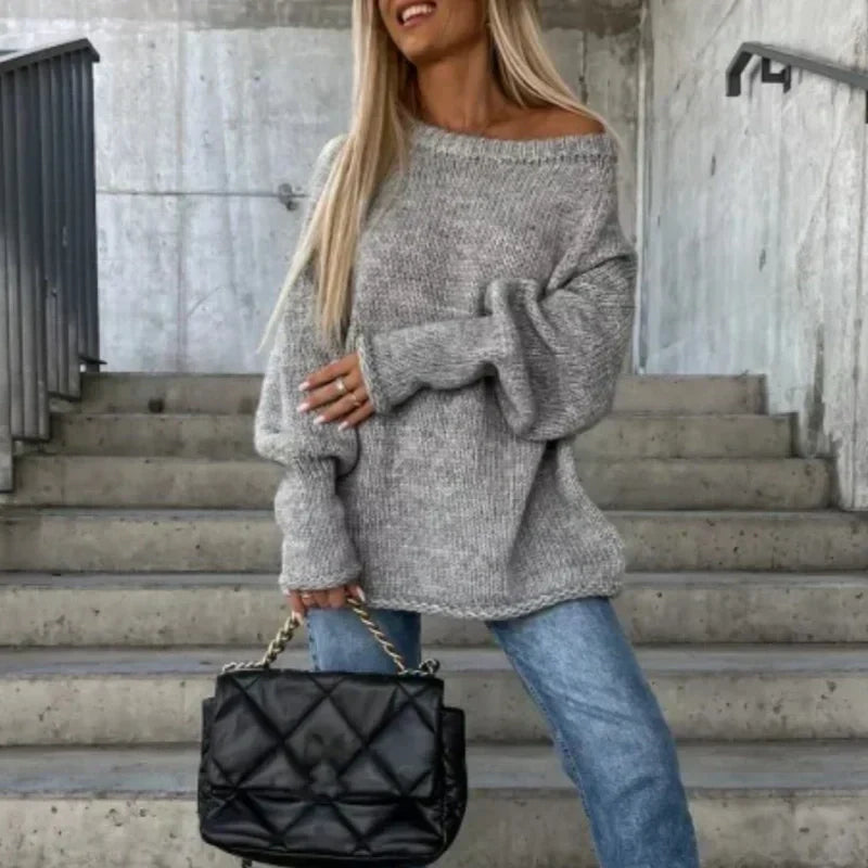 Women's Solid Knitted Round Neck Sweater