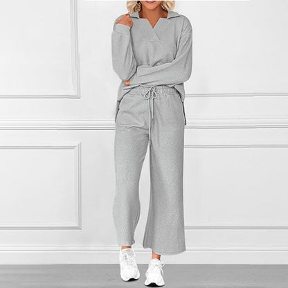 Women’s 2-Piece V-Neck Lounge Set with Pockets